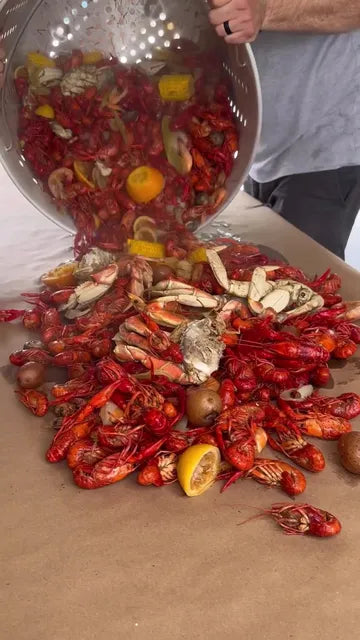 LA Seafood Boil – Boudreaux's Backyard