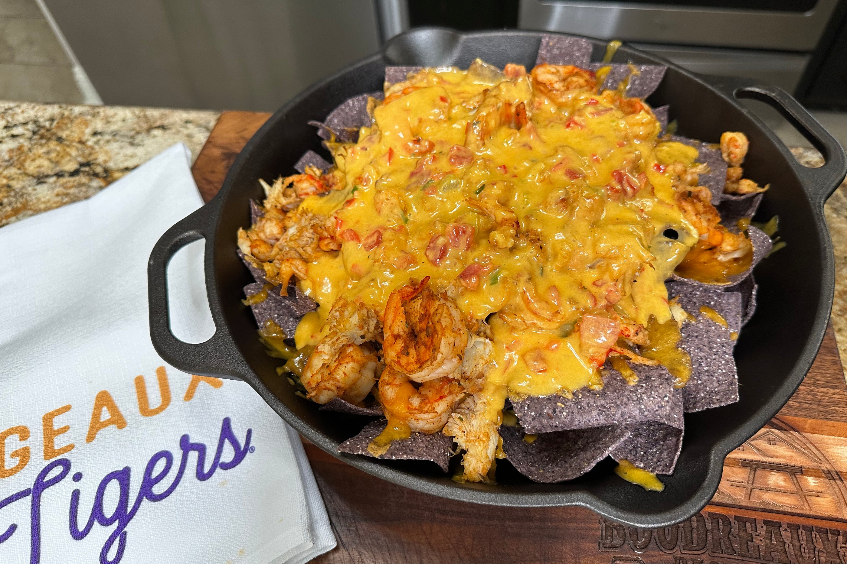 LA Seafood Boil – Boudreaux's Backyard